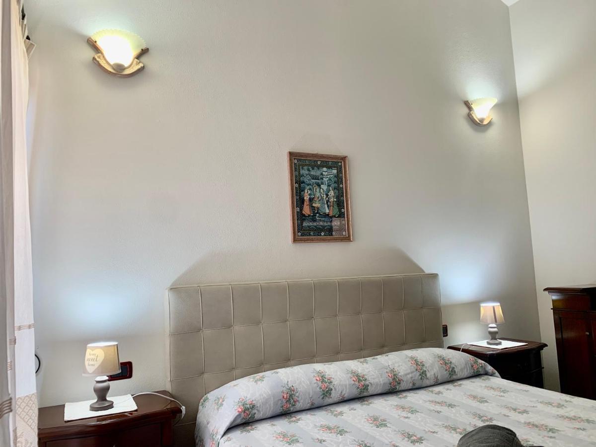 Casa Vacanza V&G Домус-де-Мария Экстерьер фото