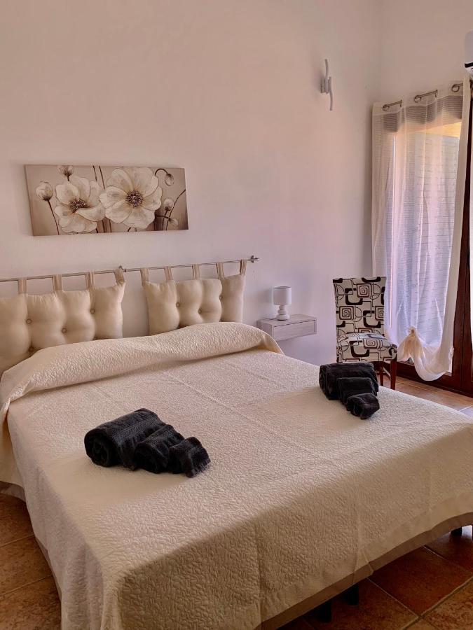 Casa Vacanza V&G Домус-де-Мария Экстерьер фото