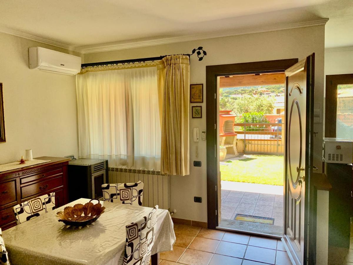 Casa Vacanza V&G Домус-де-Мария Экстерьер фото
