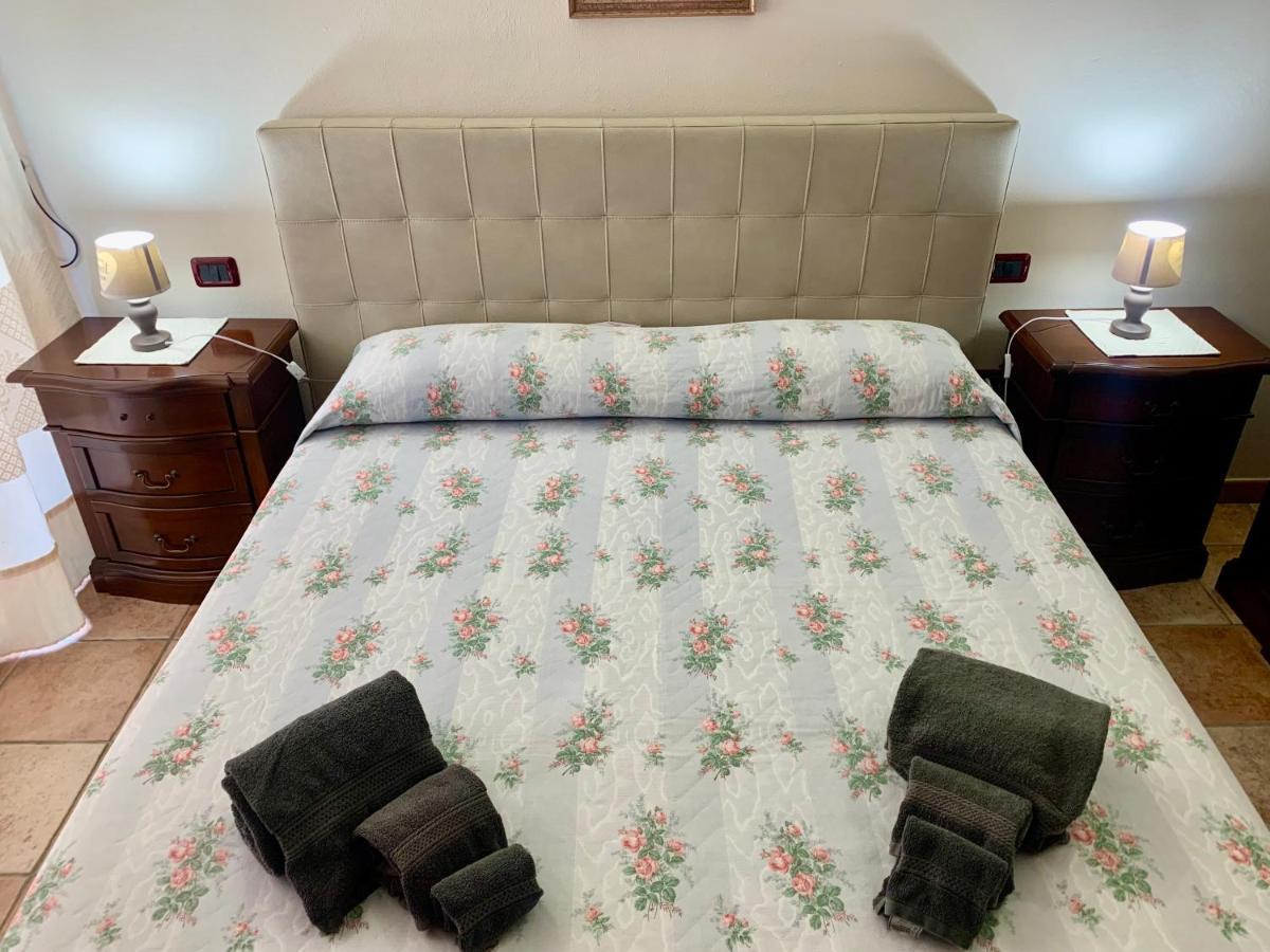 Casa Vacanza V&G Домус-де-Мария Экстерьер фото